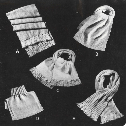 Quatre types différents de foulards sont présentés sur une vieille photo en noir et blanc conservée au Musée canadien de la guerre.